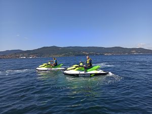 BONO REGALO: Ruta en Moto de Agua en la Ría de Pontevedra: "Porta do Inferno" para 1 persona