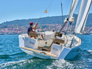 BONO REGALO: Alquiler de Velero con patrón en la Ría de Vigo, 4 horas.