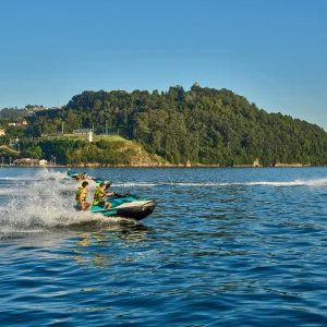 BONO REGALO: Ruta en Moto de Agua en la Ría de Vigo: "Low Cost" para 1 persona